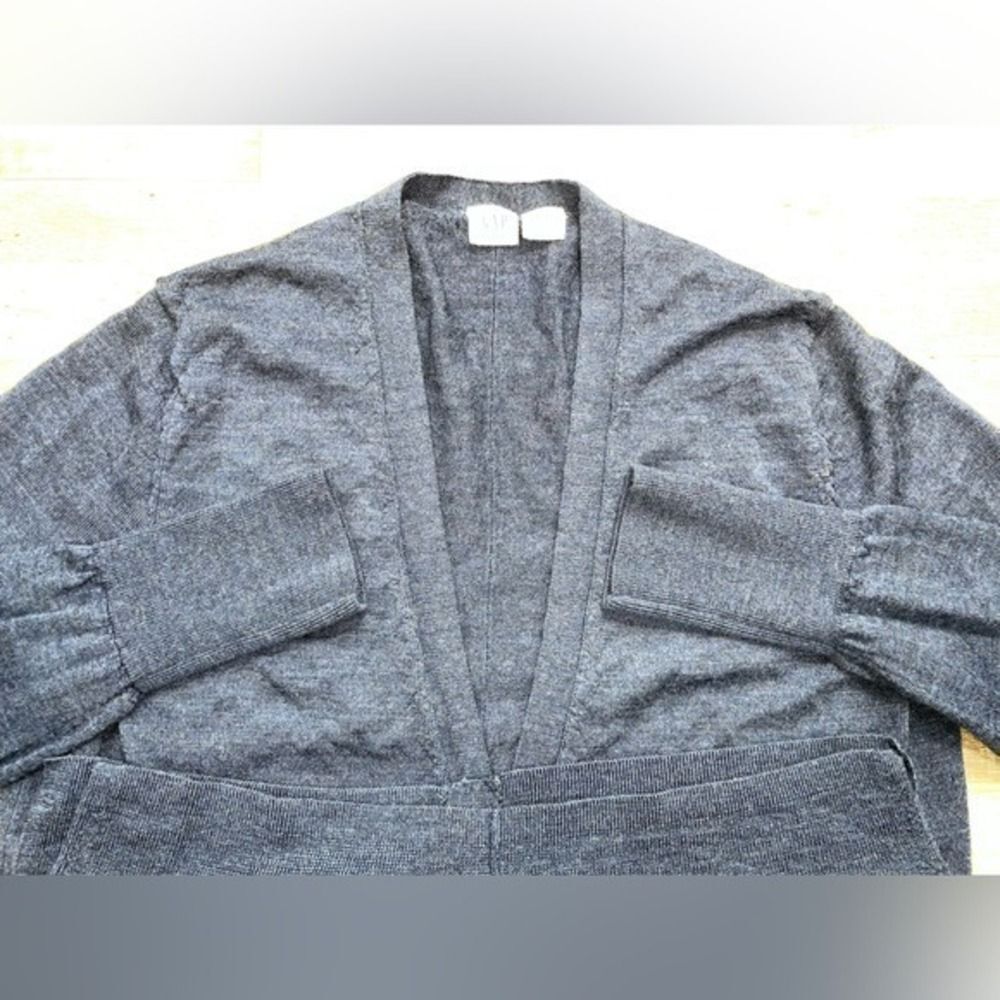 Merino Wool Gap Cardigan Sweater w/ L Blue V-Neck Button Front Pocket LN/NWOT - Picture 12 of 15